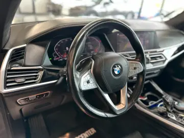 BMW X7  PANO(SKYLOUNGE) HEADUP 6SITZER 5-ZONEN VOLL