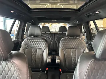 BMW X7  PANO(SKYLOUNGE) HEADUP 6SITZER 5-ZONEN VOLL
