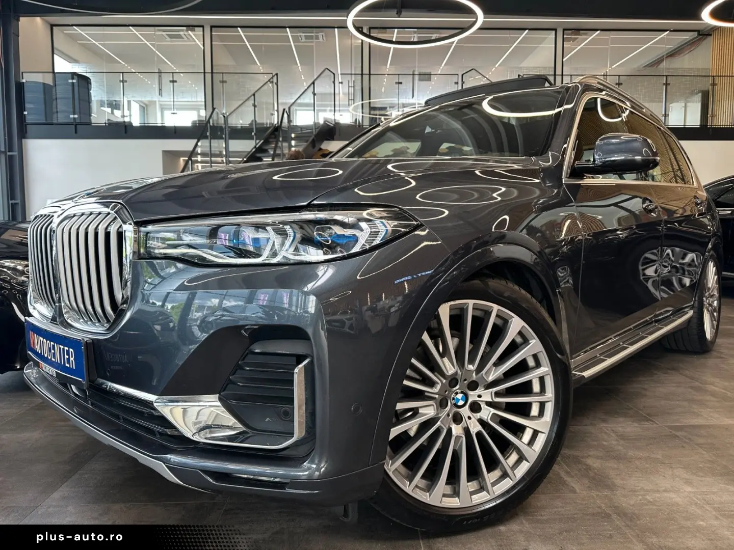 BMW X7  PANO(SKYLOUNGE) HEADUP 6SITZER 5-ZONEN VOLL