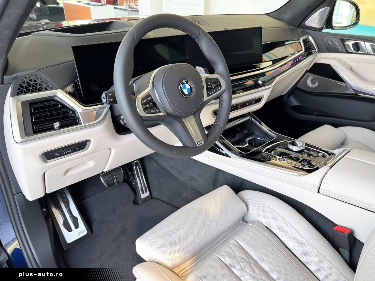 BMW X7 xDr.40d M SPORT PRO SKY B&W BELÜF ICON AHK 22