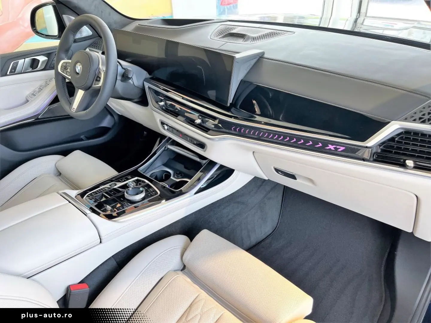 BMW X7 xDr.40d M SPORT PRO SKY B&W BELÜF ICON AHK 22