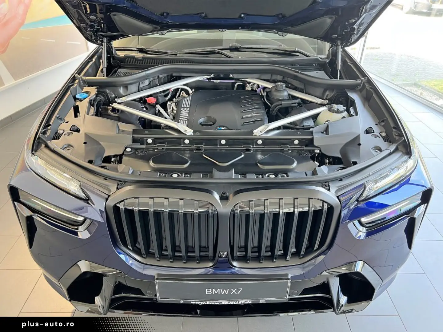 BMW X7 xDr.40d M SPORT PRO SKY B&W BELÜF ICON AHK 22