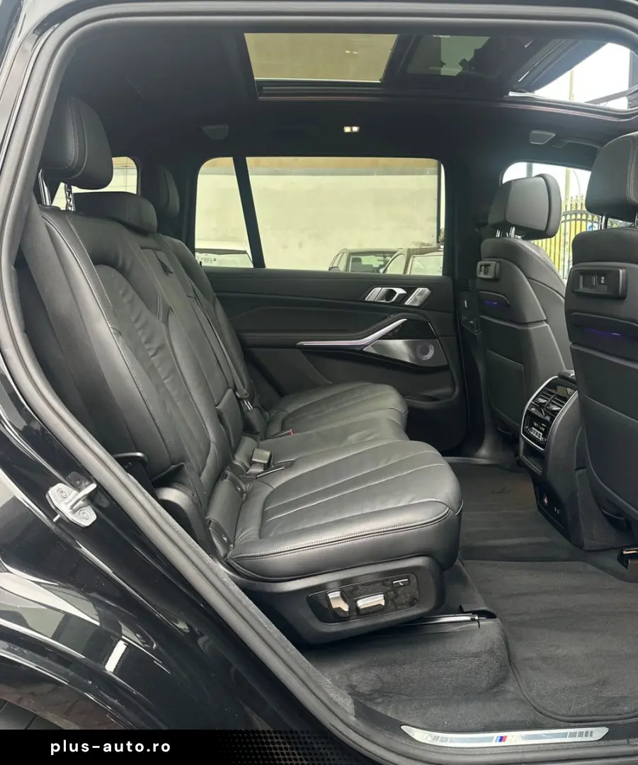 BMW X7 M-SPORT-MASSAGE-PANO-H&W-SHZ-HEADUP-AHK-LEDER