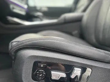 BMW X7 M-SPORT-MASSAGE-PANO-H&W-SHZ-HEADUP-AHK-LEDER