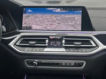BMW X7 M-SPORT-MASSAGE-PANO-H&W-SHZ-HEADUP-AHK-LEDER