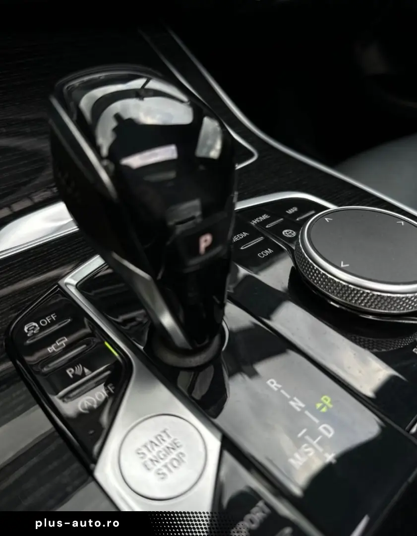 BMW X7 M-SPORT-MASSAGE-PANO-H&W-SHZ-HEADUP-AHK-LEDER