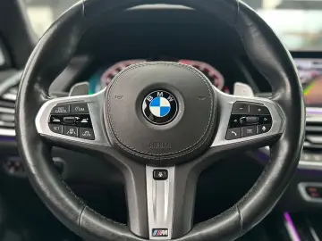BMW X7 M-SPORT-MASSAGE-PANO-H&W-SHZ-HEADUP-AHK-LEDER