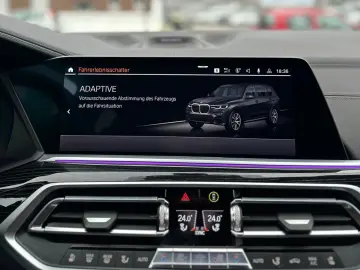 BMW X7 M-SPORT-MASSAGE-PANO-H&W-SHZ-HEADUP-AHK-LEDER