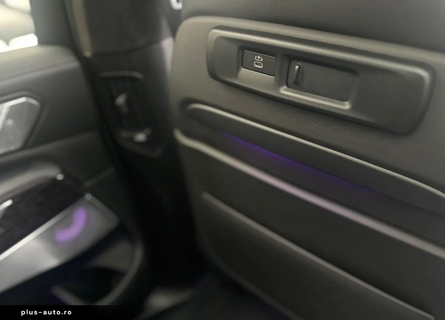BMW X7 M-SPORT-MASSAGE-PANO-H&W-SHZ-HEADUP-AHK-LEDER