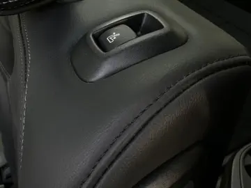BMW X7 M-SPORT-MASSAGE-PANO-H&W-SHZ-HEADUP-AHK-LEDER