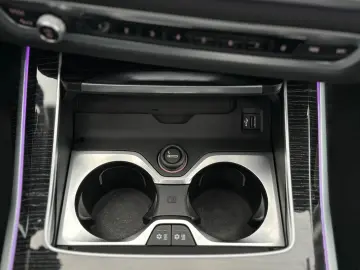 BMW X7 M-SPORT-MASSAGE-PANO-H&W-SHZ-HEADUP-AHK-LEDER