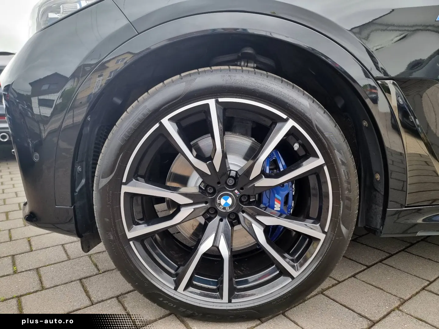 BMW X7 40d M-Paket SoftClose HUD Pano h&k Laser 22