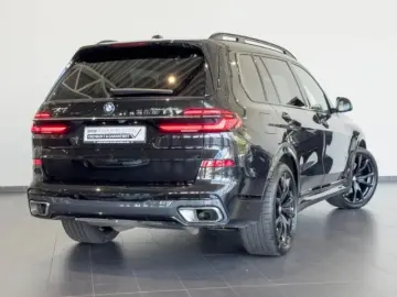 BMW X7 xDrive40d M Sport Memory StandHZG Pano H&K