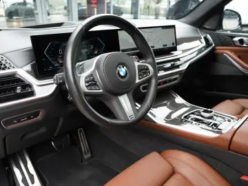 BMW X7 40d M Sport Pro-Exkl-Sky-Luft-360-ACC-7Si-AHK