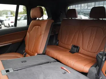 BMW X7 40d M Sport Pro-Exkl-Sky-Luft-360-ACC-7Si-AHK