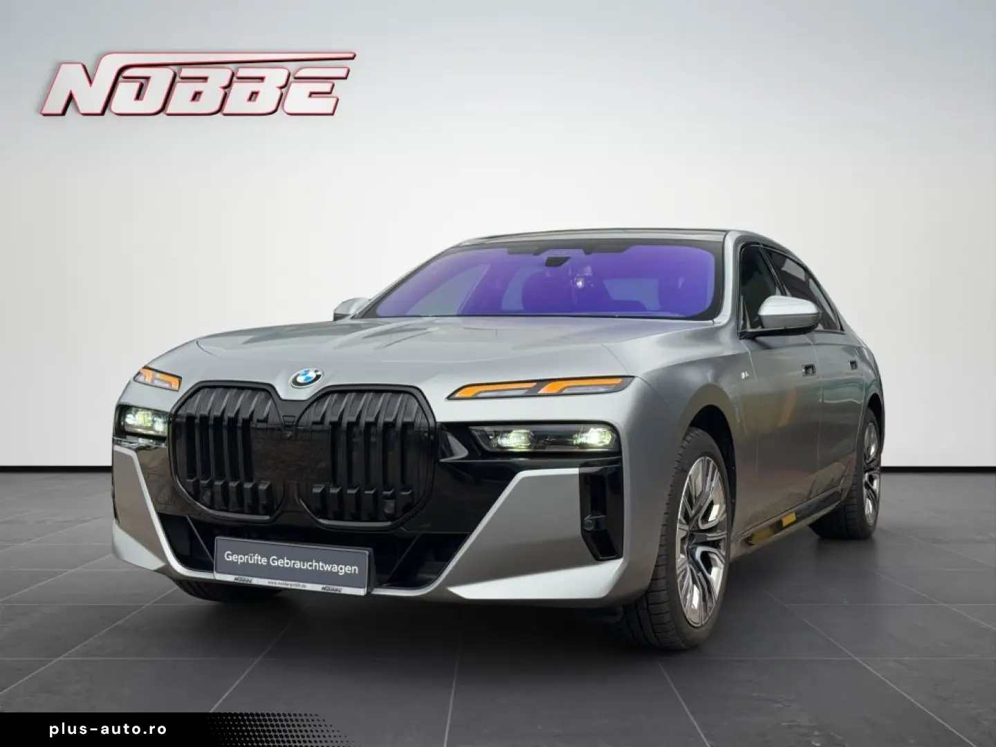 BMW 740d xDrive  M-Sportpaket Individual Lackierung