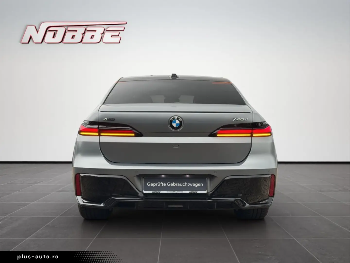 BMW 740d xDrive  M-Sportpaket Individual Lackierung