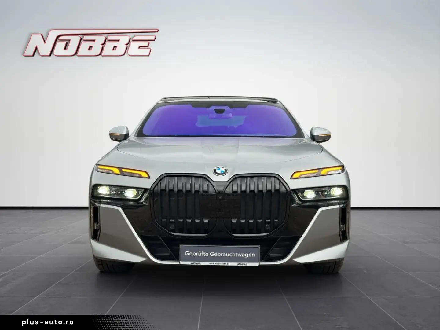 BMW 740d xDrive  M-Sportpaket Individual Lackierung
