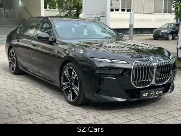 BMW 740 d xDrive M Sport HUD B&W PANO 360 KAM