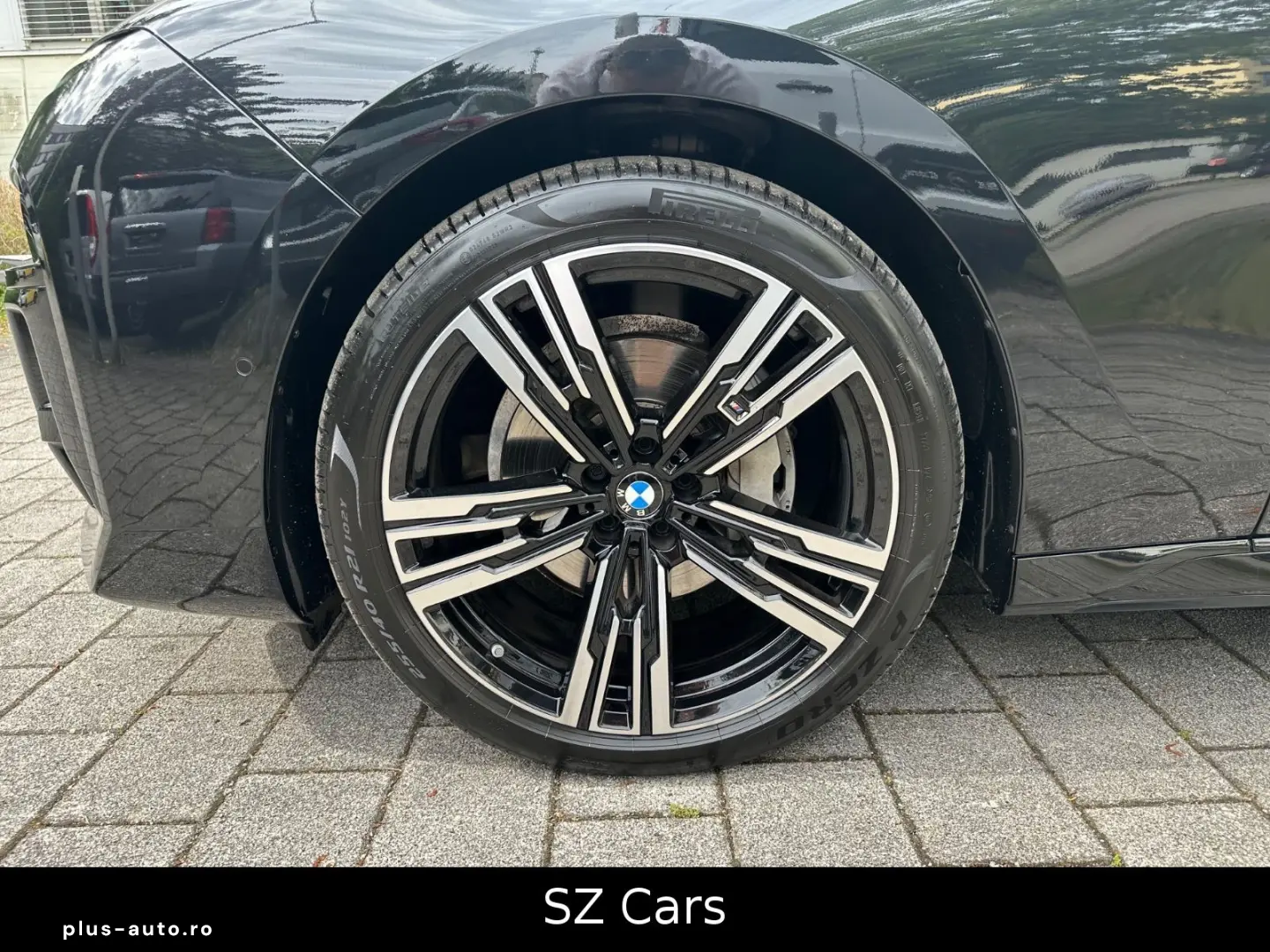 BMW 740 d xDrive M Sport HUD B&W PANO 360 KAM