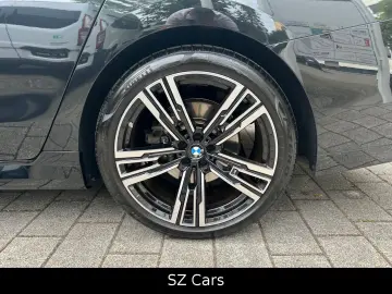BMW 740 d xDrive M Sport HUD B&W PANO 360 KAM