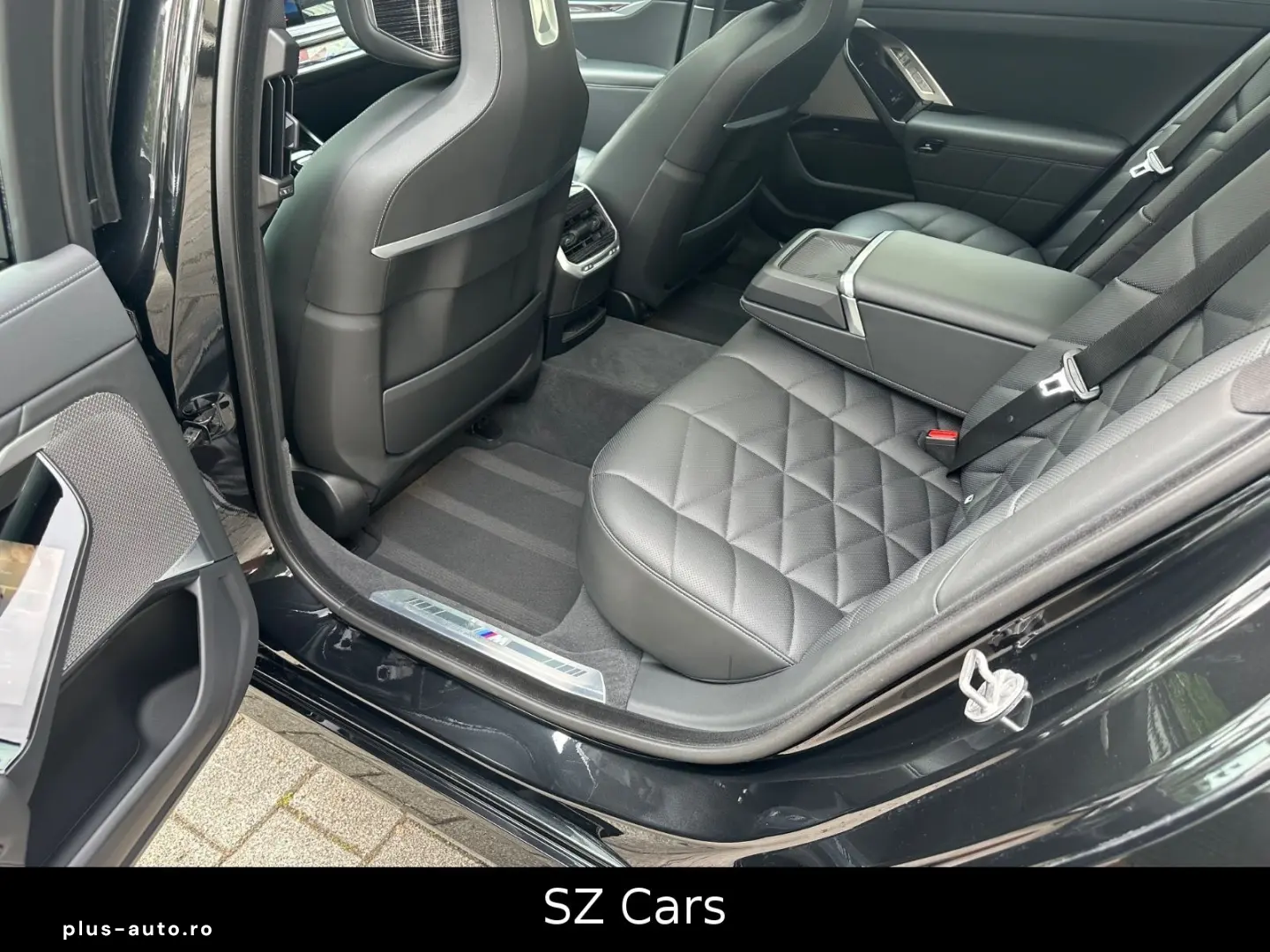 BMW 740 d xDrive M Sport HUD B&W PANO 360 KAM