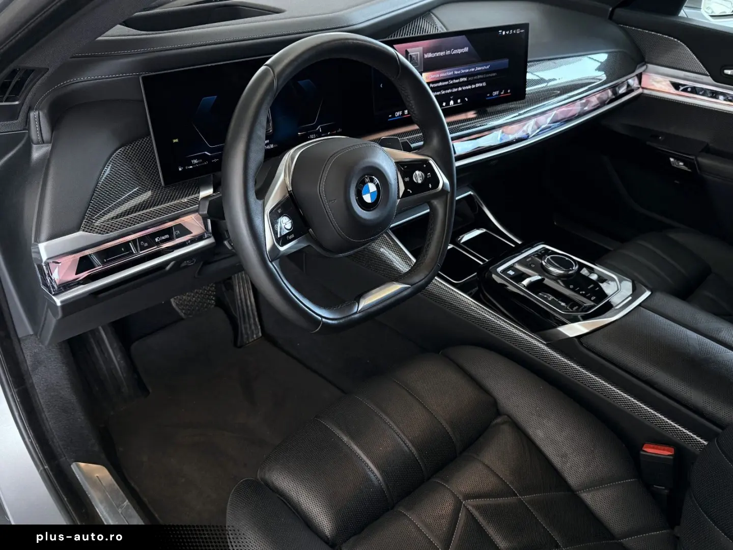 BMW 740d xDrive (G70)  IconicGlow ExecutiveLounge
