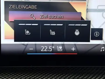 BMW 740d xDrive (G70)  IconicGlow ExecutiveLounge