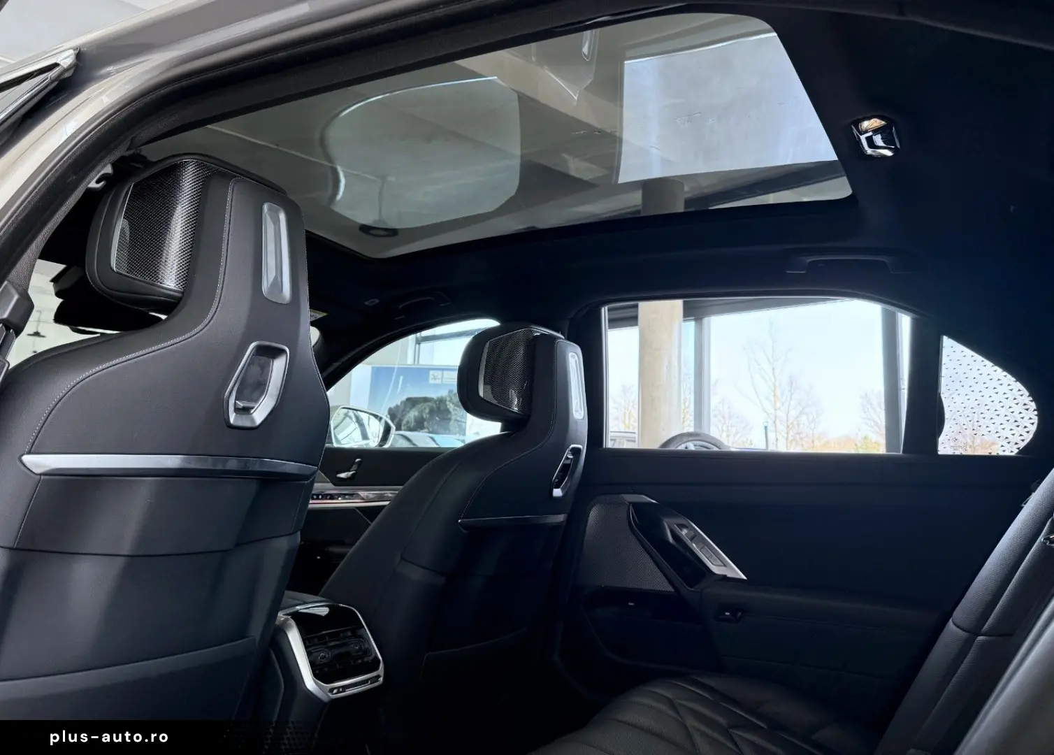 BMW 740d xDrive (G70)  IconicGlow ExecutiveLounge