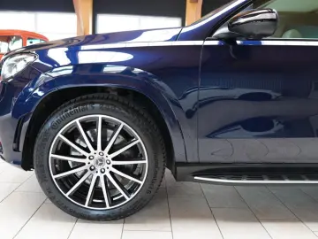 MERCEDES-BENZ GLS 400  4Matic AMG Night Burmester 7S…