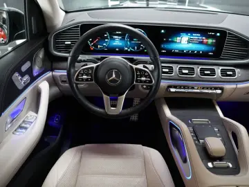 MERCEDES-BENZ GLS 400  4Matic AMG Night Burmester 7S…