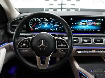 MERCEDES-BENZ GLS 400  4Matic AMG Night Burmester 7S…
