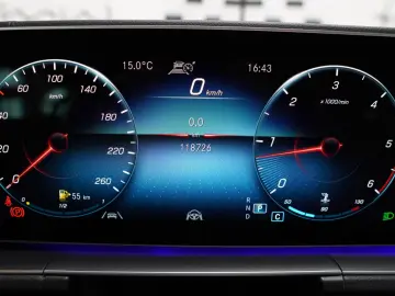 MERCEDES-BENZ GLS 400  4Matic AMG Night Burmester 7S…