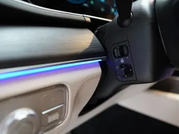 MERCEDES-BENZ GLS 400  4Matic AMG Night Burmester 7S…
