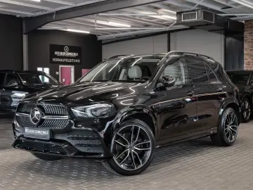 MERCEDES-BENZ GLE 400d 4M AMG-LINE PANO BURMESTER AH…