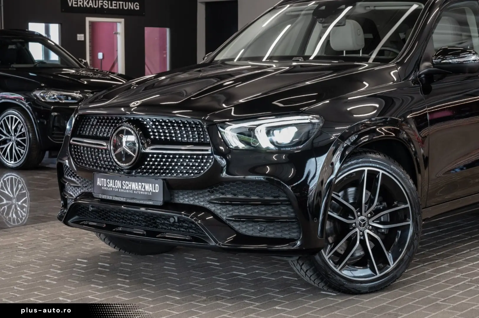 MERCEDES-BENZ GLE 400d 4M AMG-LINE PANO BURMESTER AH&hellip;