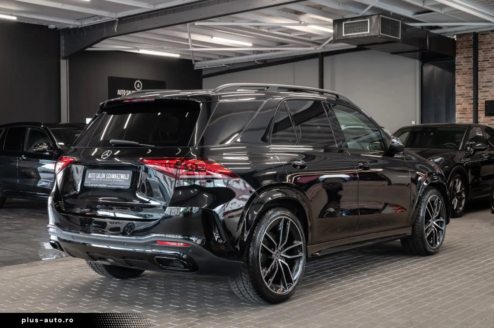 MERCEDES-BENZ GLE 400d 4M AMG-LINE PANO BURMESTER AH&hellip;
