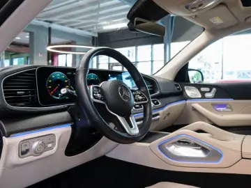 MERCEDES-BENZ GLE 400d 4M AMG-LINE PANO BURMESTER AH…