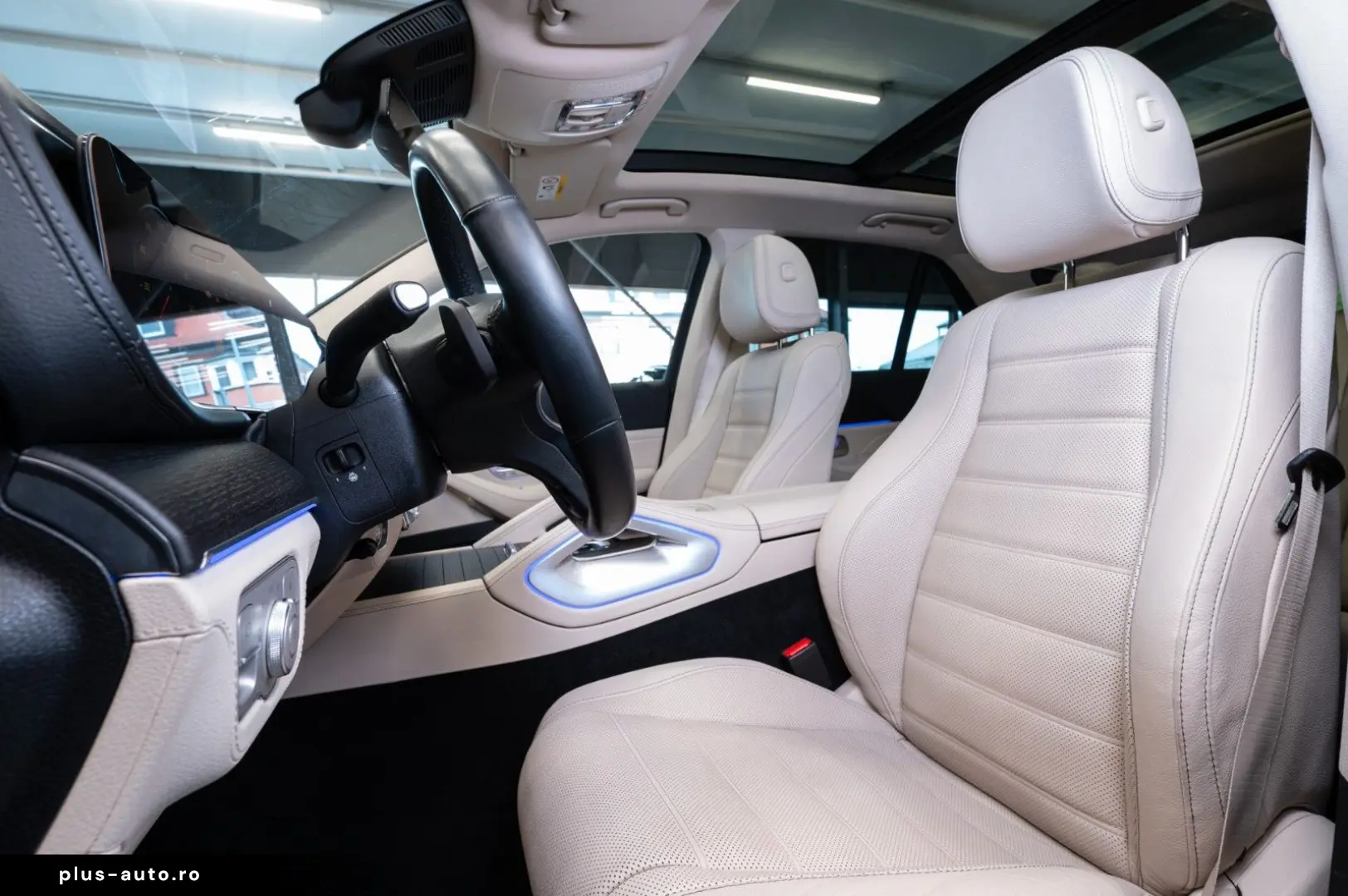 MERCEDES-BENZ GLE 400d 4M AMG-LINE PANO BURMESTER AH&hellip;