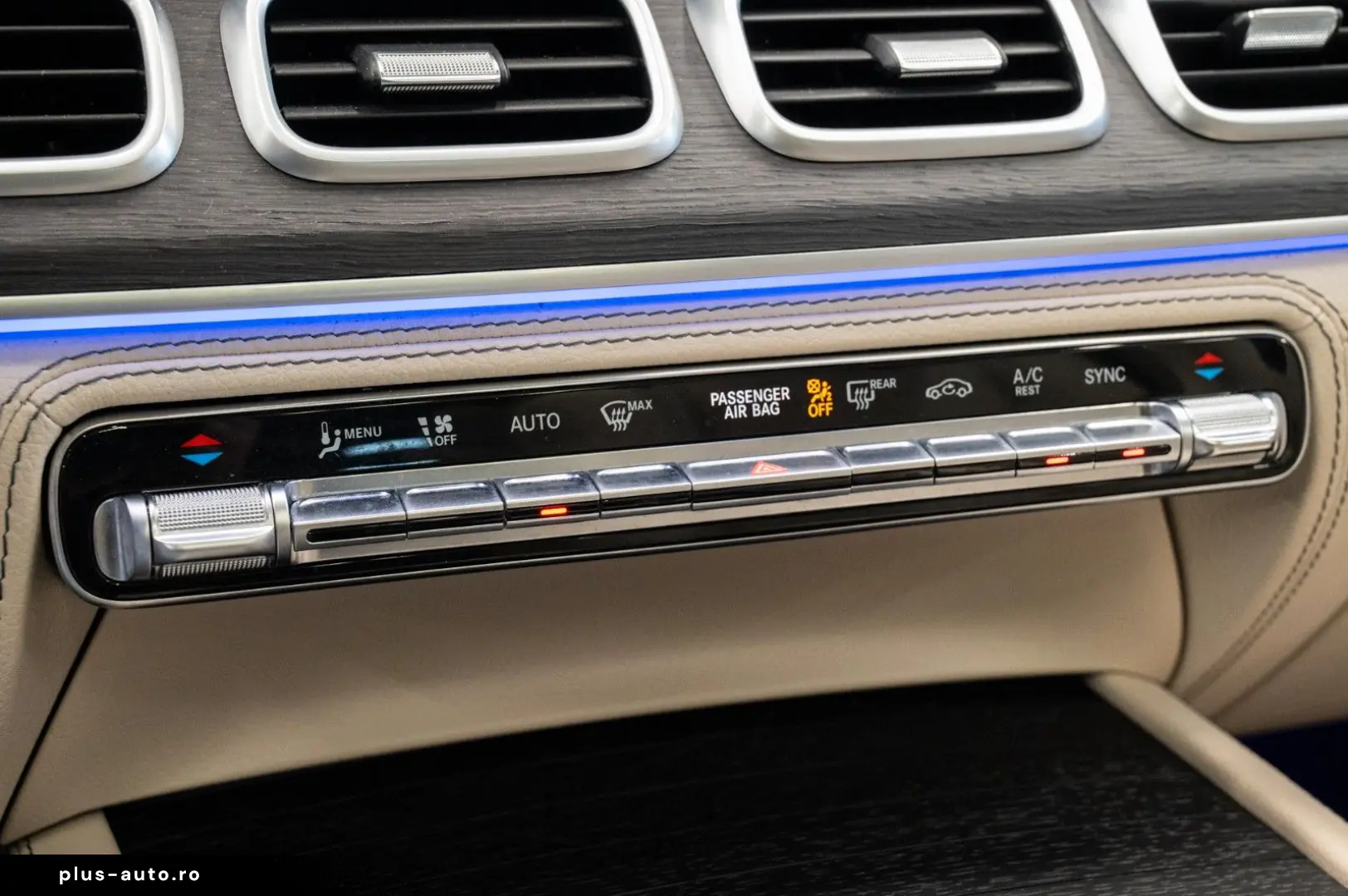 MERCEDES-BENZ GLE 400d 4M AMG-LINE PANO BURMESTER AH&hellip;