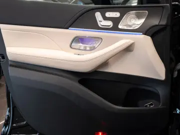 MERCEDES-BENZ GLE 400d 4M AMG-LINE PANO BURMESTER AH…