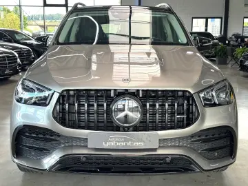 MERCEDES-BENZ GLE 400 d 4M AMG Night DISTRONIC  Pano…