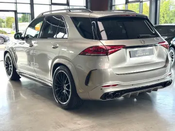 MERCEDES-BENZ GLE 400 d 4M AMG Night DISTRONIC  Pano…