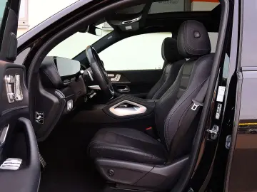 MERCEDES-BENZ GLS 400 d 4M AMG 7 SITZ DISTR PANO KAM…