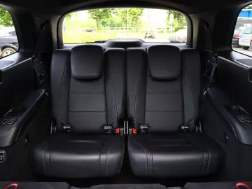 MERCEDES-BENZ GLS 400 d 4M AMG 7 SITZ DISTR PANO KAM…