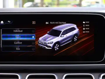 MERCEDES-BENZ GLS 400 d 4M AMG 7 SITZ DISTR PANO KAM…