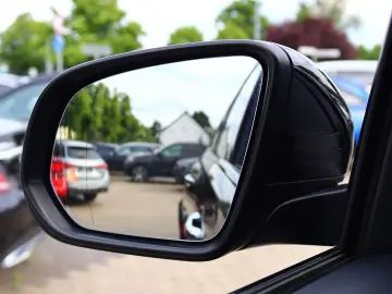 MERCEDES-BENZ GLS 400 d 4M AMG 7 SITZ DISTR PANO KAM…