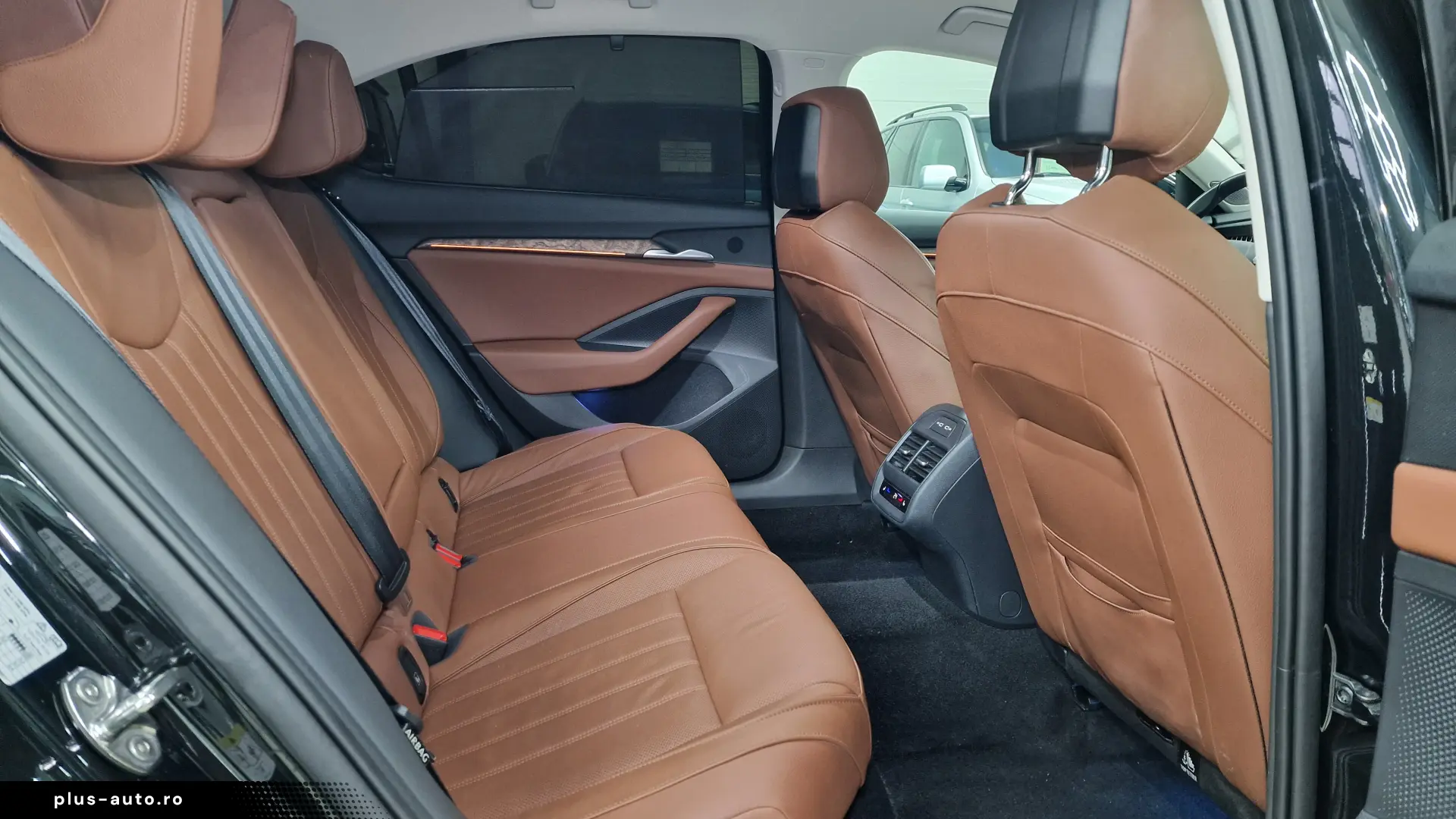 Skoda Superb 2.0Turbo 265CP Masaj Ventilatie Garantie2028