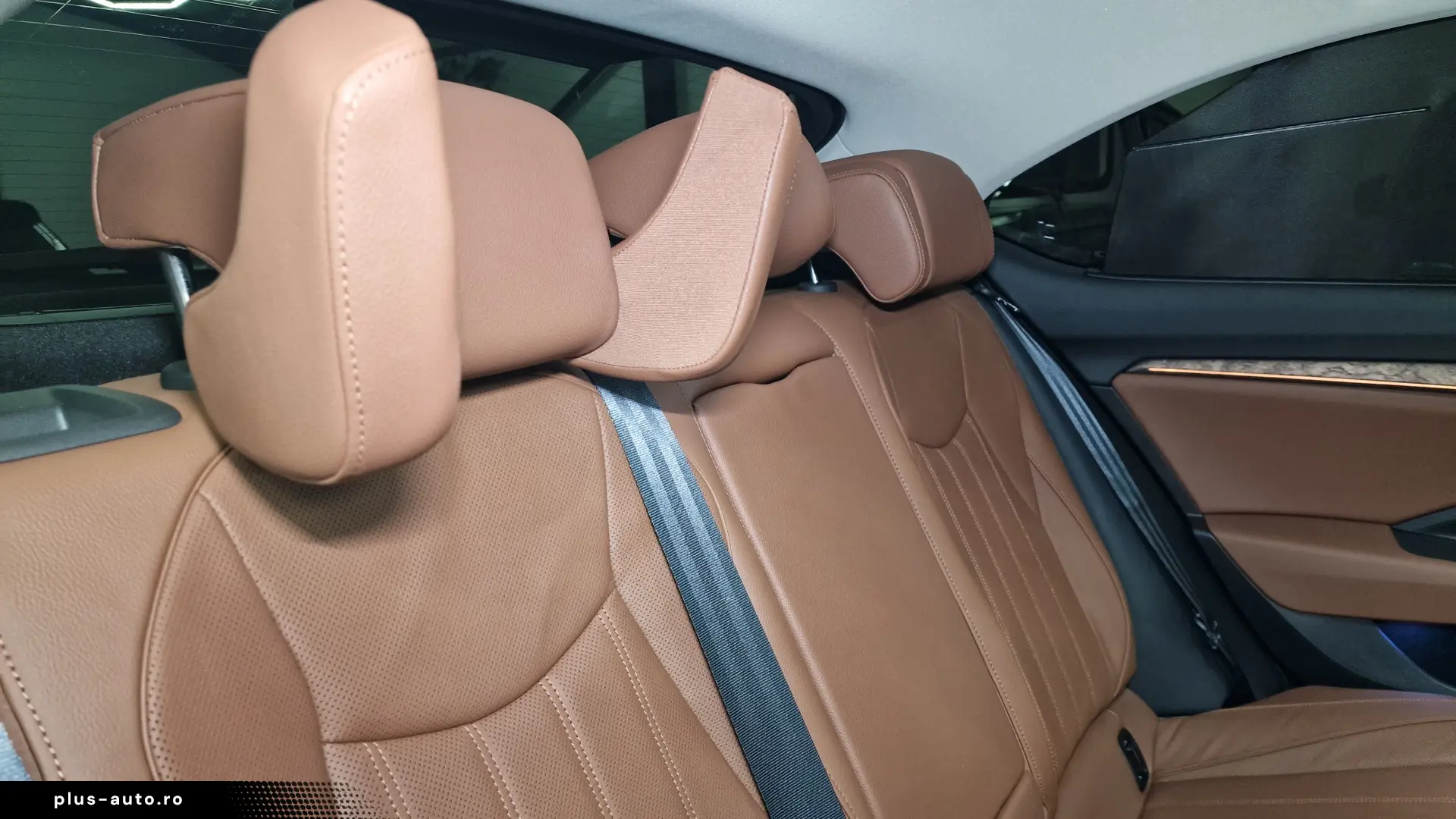 Skoda Superb 2.0Turbo 265CP Masaj Ventilatie Garantie2028
