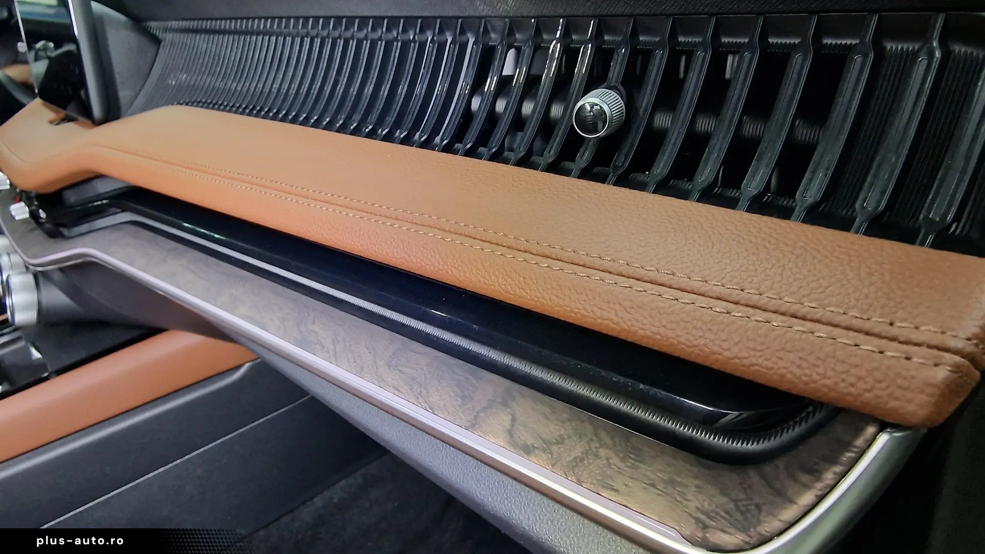Skoda Superb 2.0Turbo 265CP Masaj Ventilatie Garantie2028